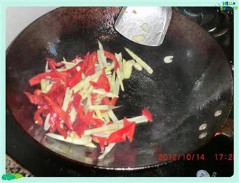 爆炒红椒黄鳝的做法步骤8