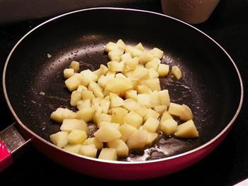 土豆煎蛋卷的做法步骤3