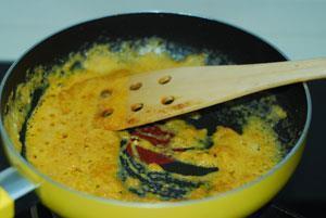 咸蛋黄焗膏蟹的做法步骤7