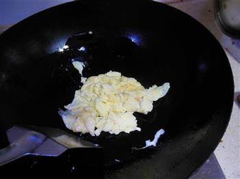 耗油尖椒炒鸡蛋的做法步骤5