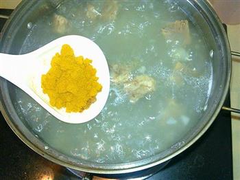 咖喱牛肉汤的做法步骤4