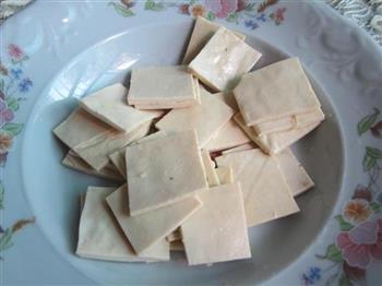 酥皮蘸汁豆腐的做法步骤1
