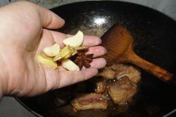 土豆烧排骨的做法步骤4