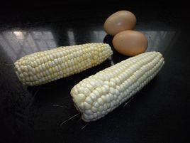 玉米蒸蛋的做法图解1