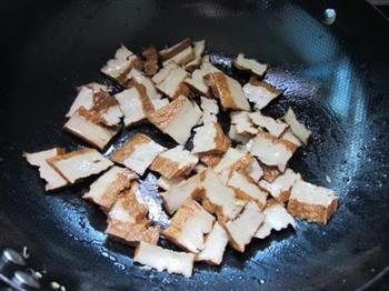 豆豉蚝油豆腐干的做法图解5