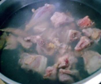 土豆鹅肉汤的做法步骤2