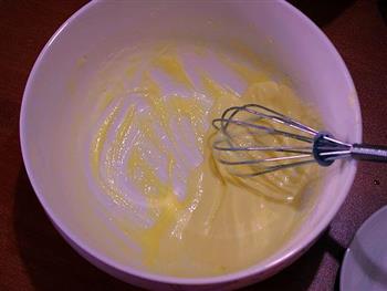 蛋黄椰蓉酥的做法步骤2