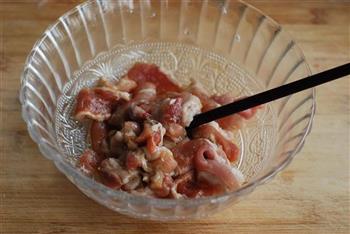 莲藕木耳炒肉片的做法步骤2