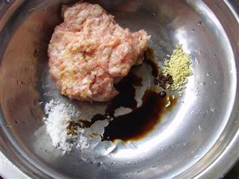 芹菜猪肉饺子的做法步骤6