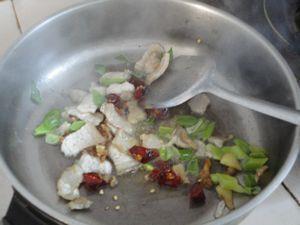 芥菜缨子炖豆腐的做法步骤6