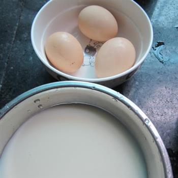 豆浆蒸冻蛋的做法图解1