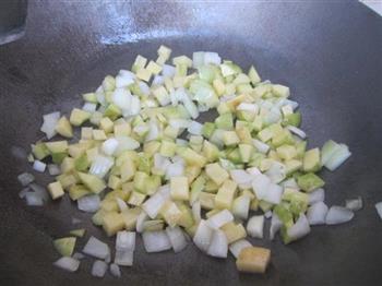 洋葱土豆焖饭的做法步骤5