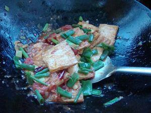 西红柿烧豆腐的做法步骤8