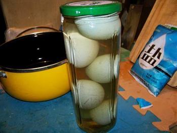 流油金黄咸鸭蛋的做法步骤4