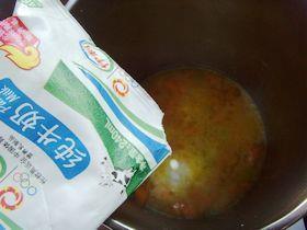 奶香南瓜浓汤的做法步骤12