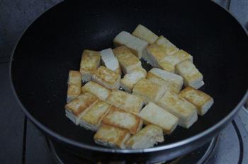 孜然煎豆腐的做法步骤5