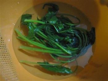 菠菜鱼丸疙瘩汤的做法图解3