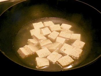 味噌豆腐紫菜汤的做法图解4