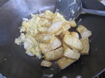 鸡蛋溜豆腐的做法步骤8