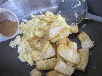 鸡蛋溜豆腐的做法步骤9