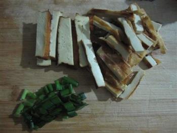 素鸡炒土豆片的做法步骤2