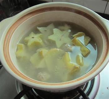 杨桃瘦肉汤的做法步骤6