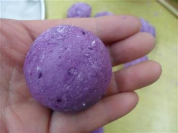 椰香紫薯糯米糍的做法步骤6