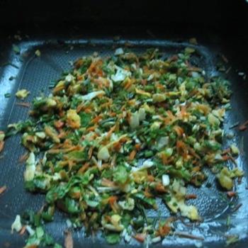 蔬菜炒饭的做法步骤7
