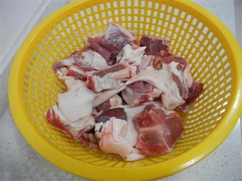 白萝卜羊肉煲的做法步骤1