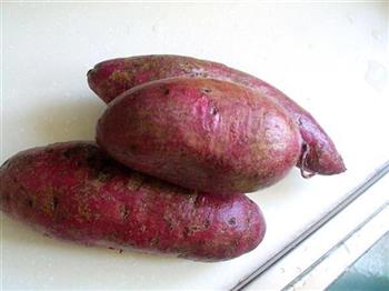 烤紫薯的做法图解1