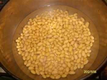 雪里红炒黄豆的做法步骤1
