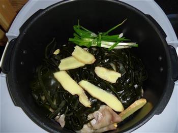 猪蹄海带汤的做法步骤5