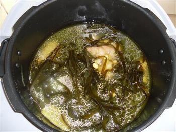 猪蹄海带汤的做法图解7