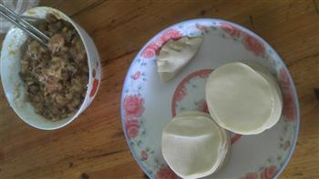 肉菇蛋饺的做法步骤7