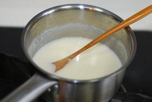 西蓝花牛奶浓汤的做法图解3