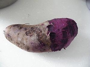 炸紫薯丸子的做法图解1