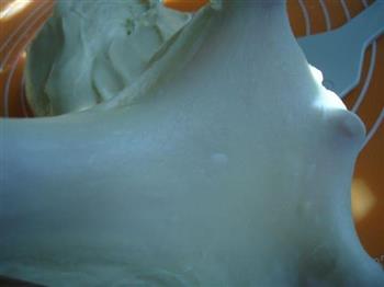 酸奶蔓越莓小面包的做法步骤3