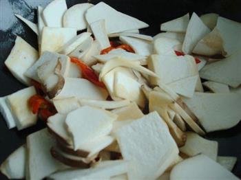 杏鲍菇炒肉片的做法步骤8