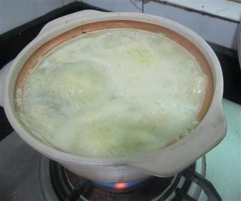 豆浆煮黄骨鱼的做法步骤8