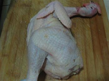 板栗焖鸡的做法步骤1