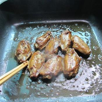 油煎鸡翅的做法步骤5