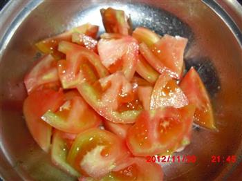 西红柿炒土豆的做法步骤2
