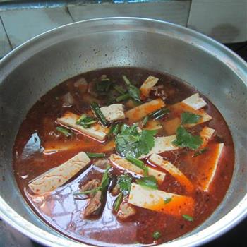 麻辣豆腐鸭汤煲的做法步骤9