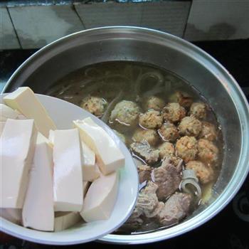 高汤肉丸粉丝锅的做法步骤11