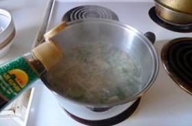 油菜虾皮疙瘩汤的做法步骤11