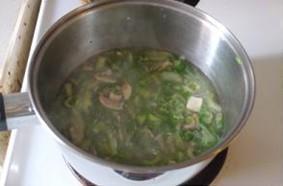 油菜虾皮疙瘩汤的做法步骤8