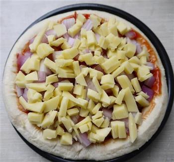 洋葱火腿披萨的做法图解4