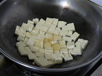 香煎孜然豆腐干的做法步骤2