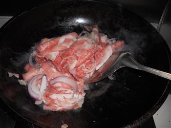 孜香葱爆羊肉卷的做法步骤5