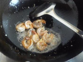 鱼香虾球茄子煲的做法步骤7